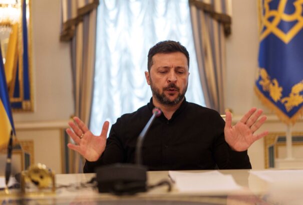 Ukrajna hajlik a tűzszünetre, de van egy feltétele