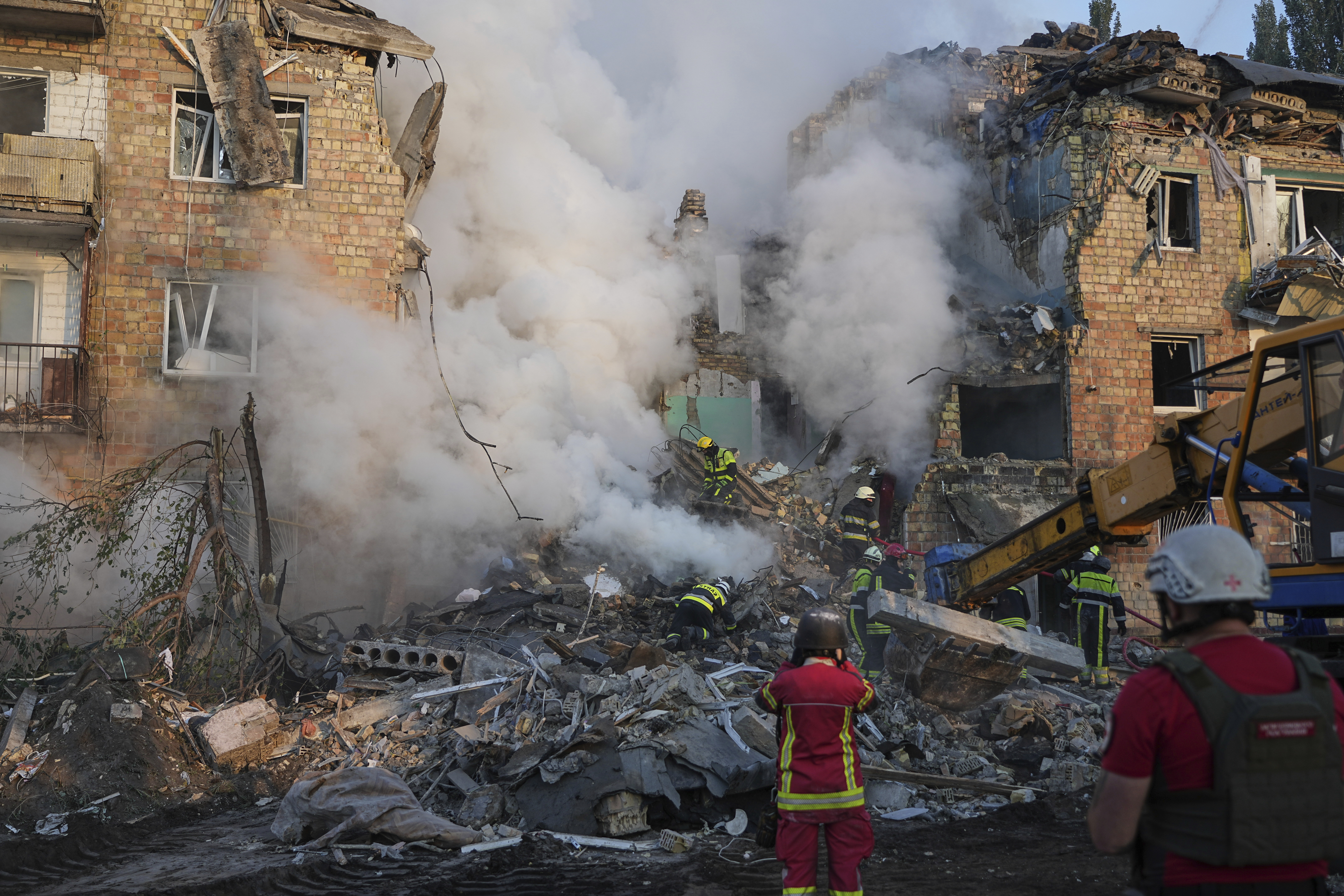 Orosz rakétatámadás Kijevben: nyolc halott, köztük két gyermek, 38 sebesült