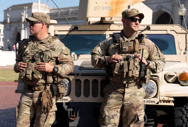 Trump bevetné a Nemzeti Gárdát Chicagóban