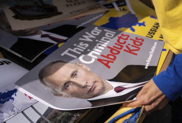 Trump azt ígéri, nem hagyja magát megfélemlíteni az alaszkai csúcson