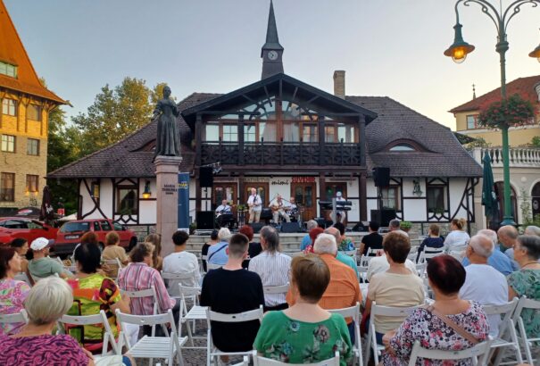 Harmincadik alkalommal került megrendezésre Komáromban a Borostyán Fesztivál – Képekkel