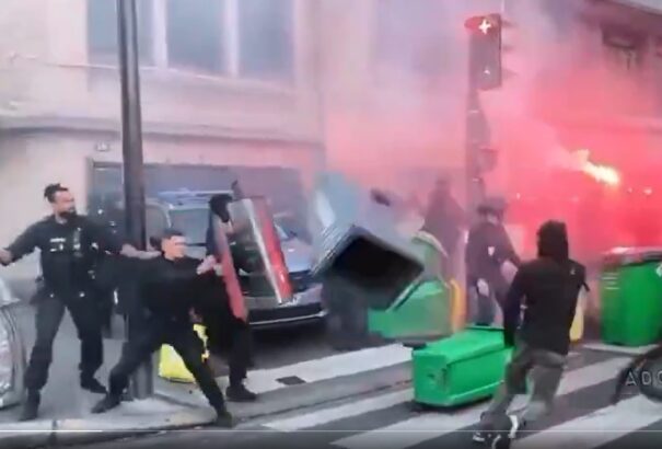 Forrong Franciaország: Országos tiltakozáshullám indult Macron ellen