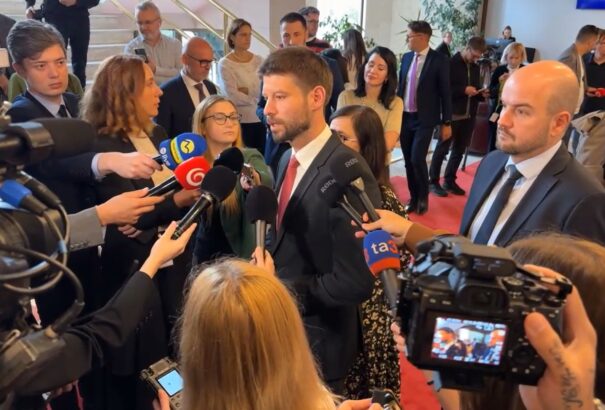 A PS leszerepelt, saját maga verte szét az ellenzéket és csökkentette esélyét a kormányzásra