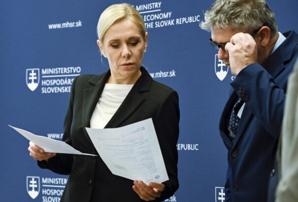 Saková: Szívesen veszünk máshonnan is kőolajat, csak legyen hogyan idehozni