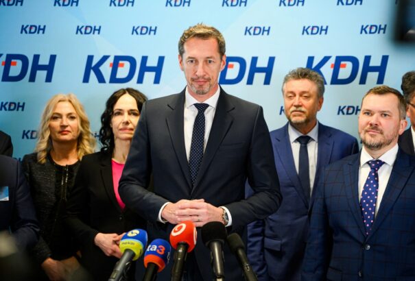 KDH: Mikloško és František Majerský nem fogják támogatni az alkotmánymódosítást