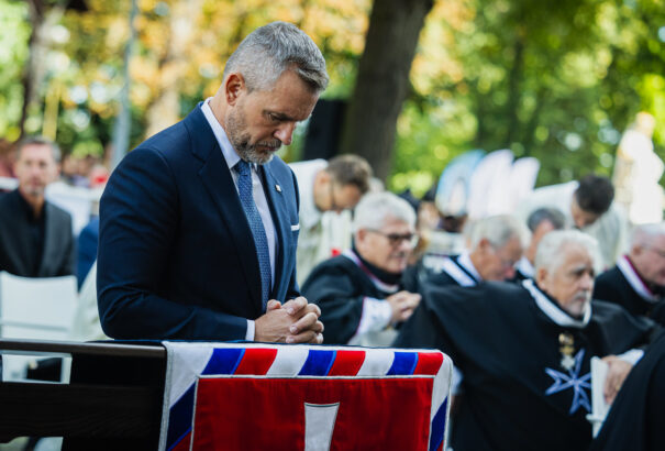 Pellegrini: Hidakat kell építenünk, nem falakat egymás között