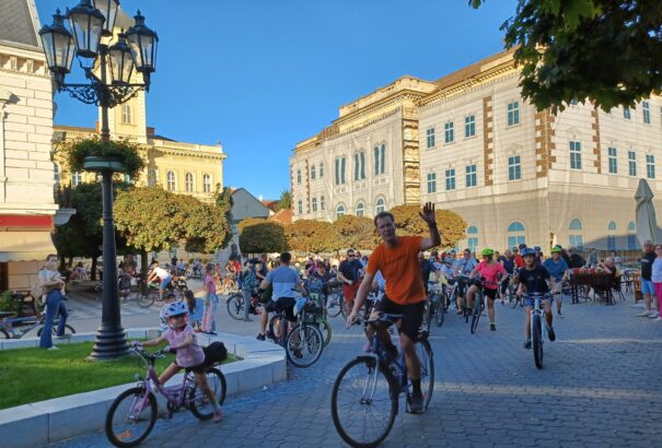 Idén is volt kerékpáros felvonulás Komáromban – Képekkel