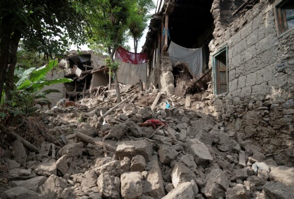 Már több ezer halottja van az afganisztáni földrengéssorozatnak