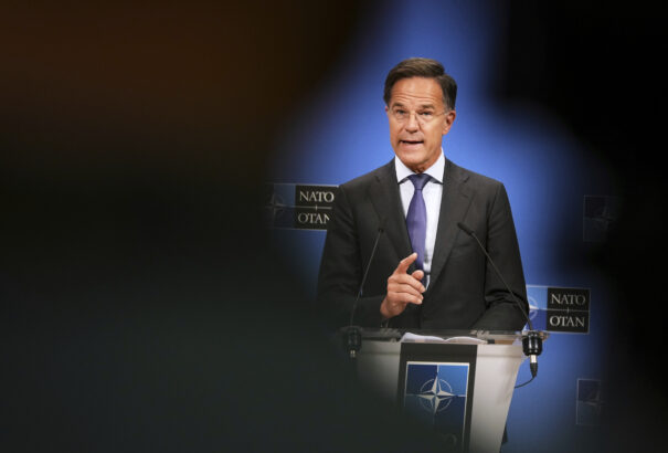 Rutte: Az orosz rakéták percek alatt elérhetik Hágát vagy Madridot