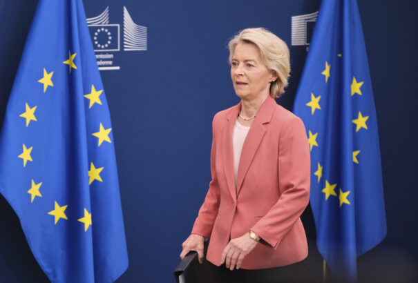 Az EB elismerte: nem volt ismert a Covid-oltások hatékonysága és utóhatása sem a bevezetéskor