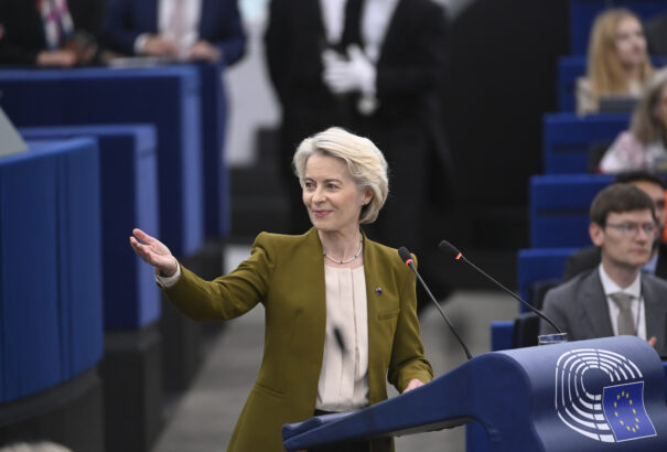 545 millió euró befagyasztott forrást szabadít fel az EU Magyarország számára