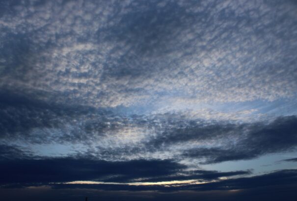Közepesen felhős idővel folytatódik a hét