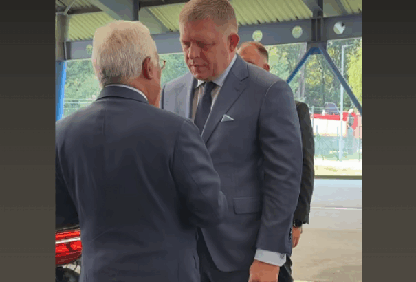 Fico az Európai Tanács elnökével tárgyalt az ukrán határon