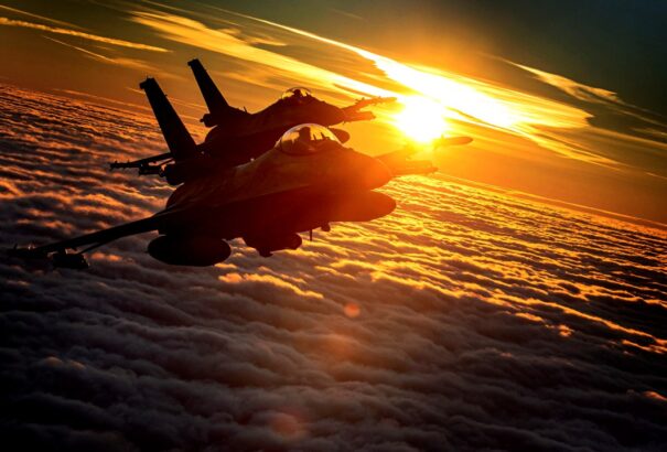 Lengyel rakéta csapódott egy házba, a hatóságok hallgatnak az F-16-os vadászgép súlyos hibájáról