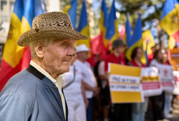 Kiélezett helyzet Moldovában: Vasárnap történelmi választás lesz Kelet és Nyugat között