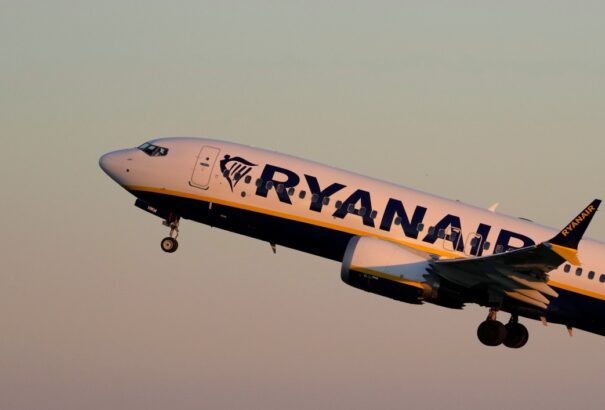 Fapados háború Pozsonyban? A Ryanair a Wizz Air nyomába ered
