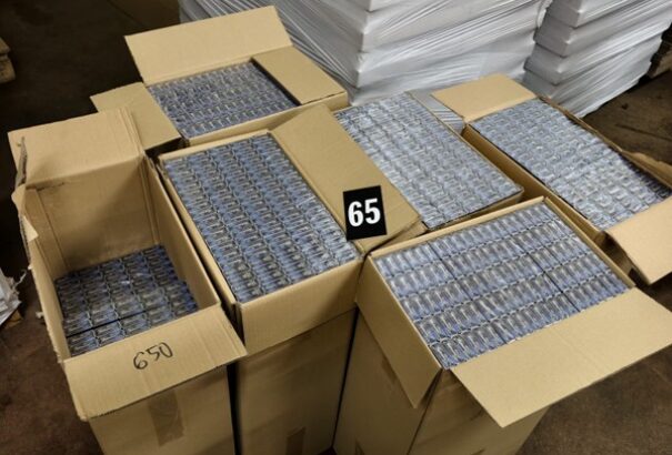 Dél-Szlovákiában füleltek le egy illegális cigarettagyárat – milliókat kaszáltak (Képekkel)