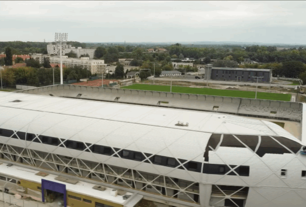 Ismét csúszik a komáromi stadion átadása, tavaszra várják az első hazai meccset