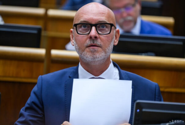 Gröhling „trójai faló“-nak nevezte Igor Matovičot