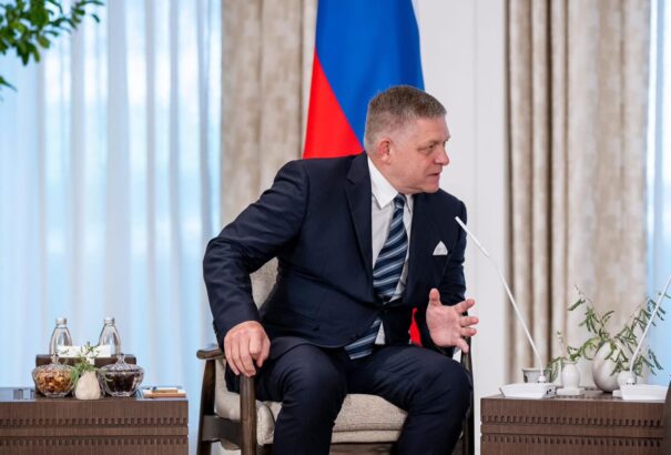 Fico: Látható bizonyítékai vannak, hogy egyesek mindenáron elgáncsolnák a békecsúcsot