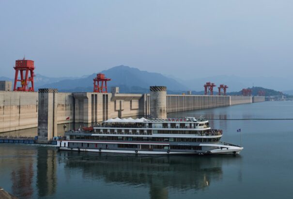 Őrület! Akkora gátat építettek a kínaiak, ami lelassította a Föld forgását