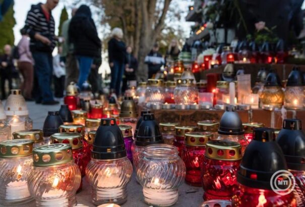 A rendőrség óvatosságra int a temetőkben az ünnepek alatt