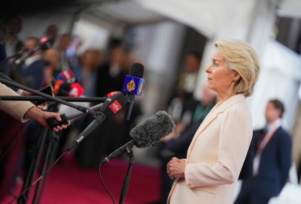 „Zavar az erőben” Brüsszelben: Von der Leyent kritizálják vezetési stílusa miatt