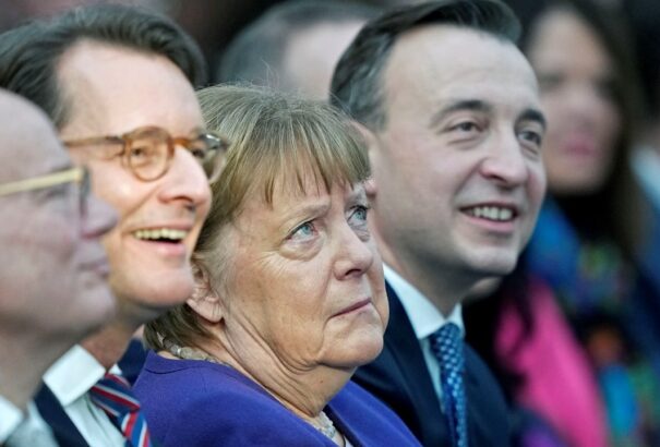 Kelet-Európa keményen bírálja Merkelt: „Vér tapad a kezéhez”