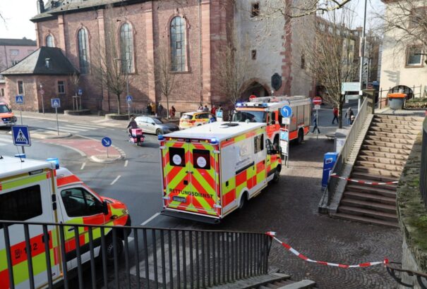 Német jogállam: pszichiátriai intézetbe zárják a aschaffenburgi késelőt