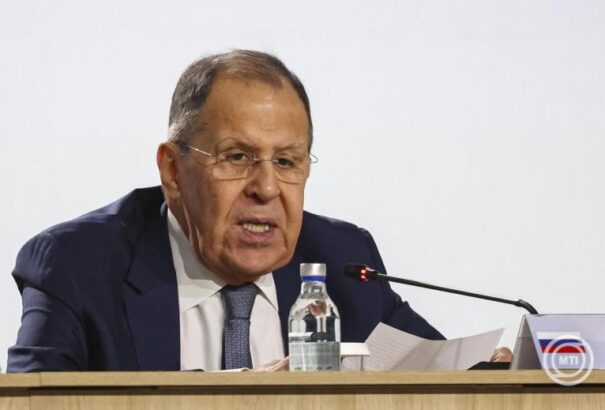 Lavrov: Moszkva felvilágosítást kért Washingtontól a Kijevnek átadott hírszerzési információkról