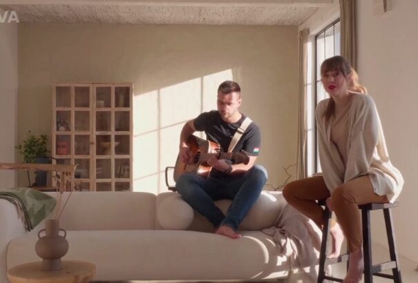 Közös dallal jelentkezett Kapu Tibor és Kovácsovics Fruzsina