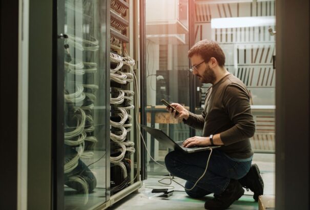 Hétfőn lehalt a fél internet, csak estére tért magához a kék halálból