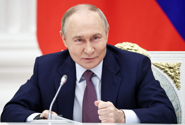 Putyin „megsemmisítő” reakcióval fenyeget, amennyiben Tomahawk rakétákkal támadnak orosz területre