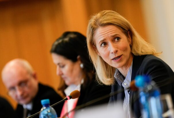 Az EU a gázai belharcok beszüntetésére szólít fel