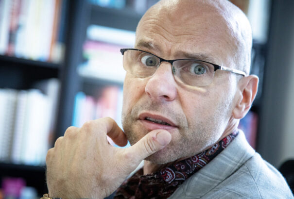 A YouTube visszaadta a Covid-oldás és – járványkritikus orvos, Igor Bukovský csatornáját – Donald Trump nyomása segíthetett a döntésben