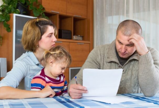 Növekszik a személyi csődök száma. Egész családok mennek tönkre Szlovákiában. Új trend alakul