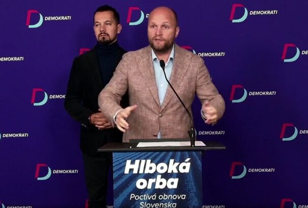 Megtámadták a Demokrati párt járási elnökét Vágbesztercén – Naď: „Ez már a harmadik támadás, a kormány hallgat”