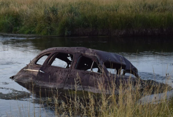 Egy tíz éve keresett autó bukkant elő a cseh Lipnói-tóból