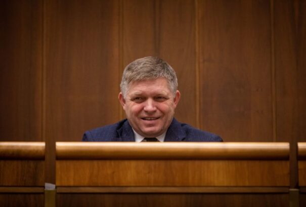 Meglepő eredményeket hozott az állami felmérés: a Smer győzne, Matovičék éppenhogy bejutnának a parlamentbe