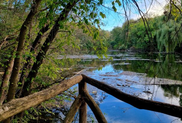 Borongós, csapadékos hétfő vár ránk