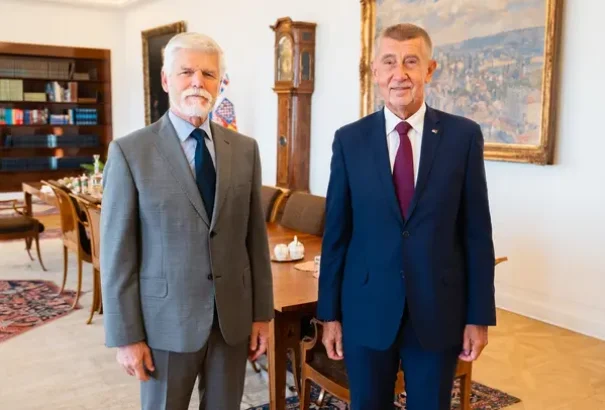 Pavel: Érdeklődés mutatkozik egy hárompárti koalíciós kormány megalakítására