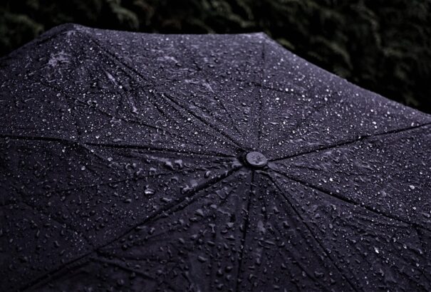 Borongós és csapadékos időnk lesz kedden