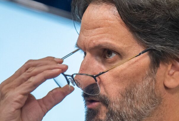 Védelmi minisztérium: Az év végéig szolgálatba állnak a csendőrök