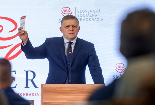 Fico: Nem tartok a bizalmi szavazástól, elrepül mellettem, mint egy muslica