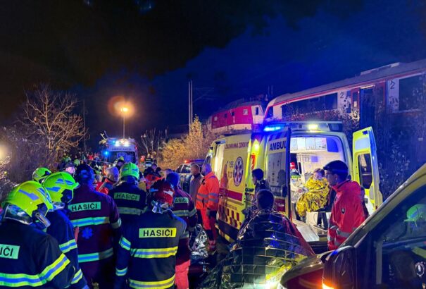 Bazini vonatbaleset: Általános veszélyeztetés miatt indult eljárás