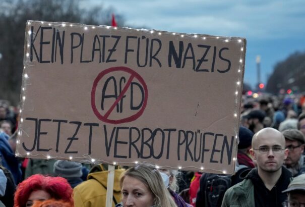 Az 1933-as NSDAP-hez hasonlítja az AfD-t egy bajor zöldpárti elemzés