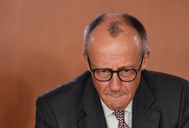 Merz Zelenszkijnek: Németország határozottabb fellépést vár Ukrajnától a korrupció ellen