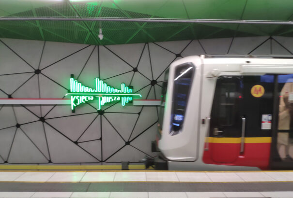 Lengyelország metróvonalakat építene, hogy szükség esetén legyen elég óvóhely