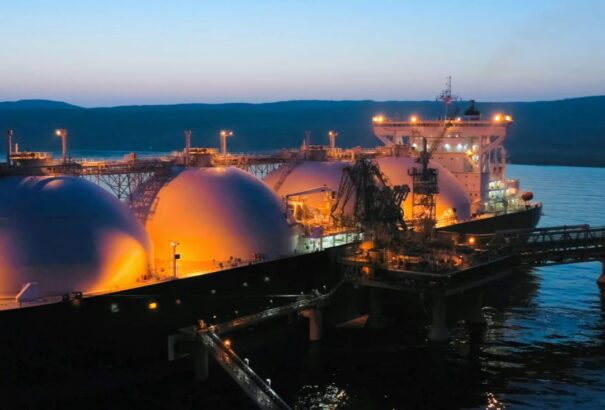 Rekordszinten az uniós gázimport: amerikai szállítmányok biztosítják a téli ellátást