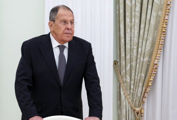 Lavrov kegyvesztett lett – miatta hiúsulhatott meg a békecsúcs